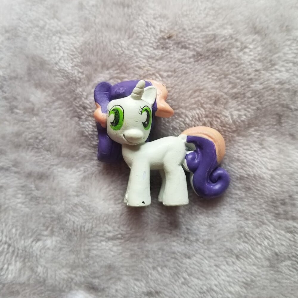 My Little Pony Figure Sweetie Belle White Purple MLP G4 Mini Figurine